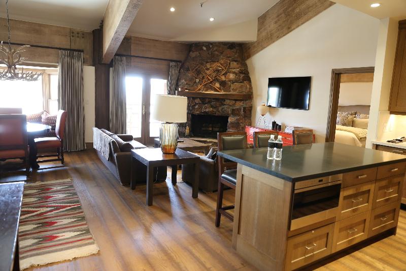 Stein Eriksen Lodge image