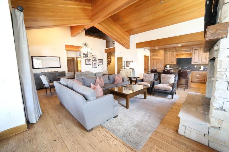 Stein Eriksen Lodge image