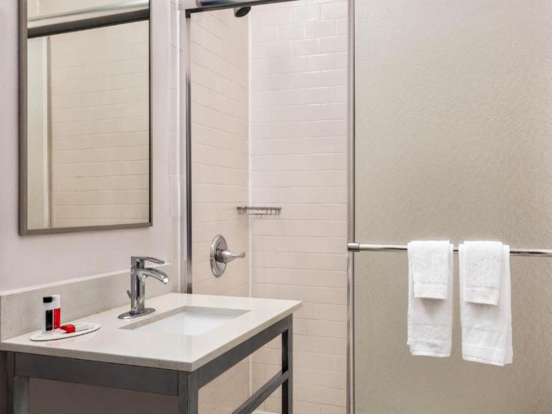 Days Inn by Wyndham Philadelphia Convention Center image