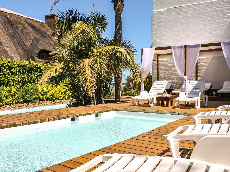 Baie Des Anges Apart Hotel & Spa image