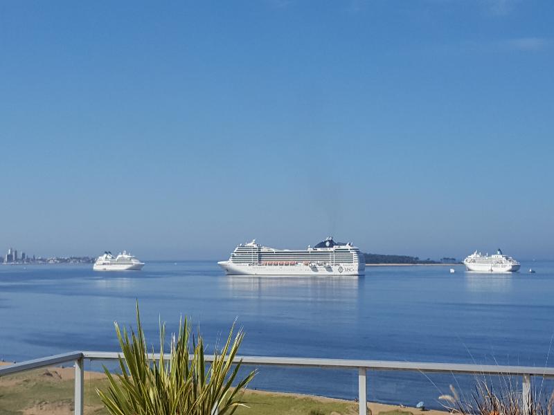 Baie Des Anges Apart Hotel & Spa image
