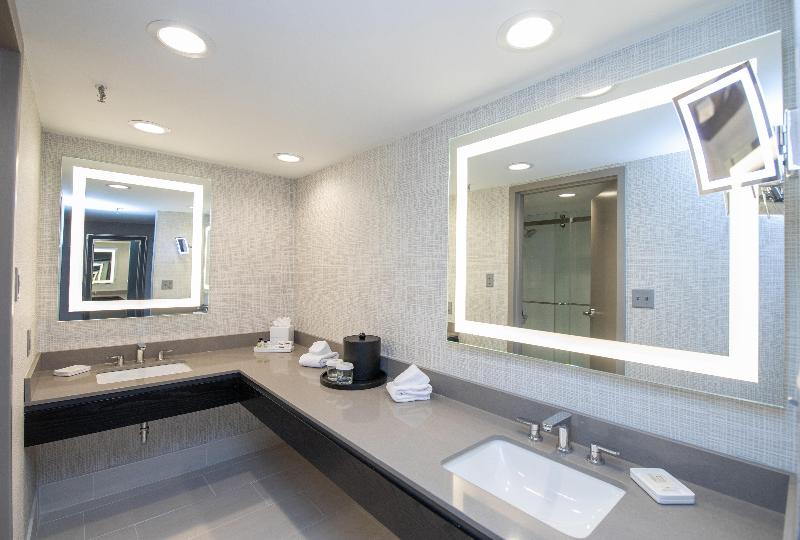 Crowne Plaza Providence - Warwick Airport image