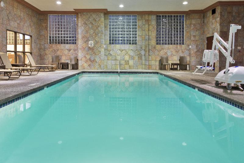 Holiday Inn Express Hotel & Suites Portland - Nort image