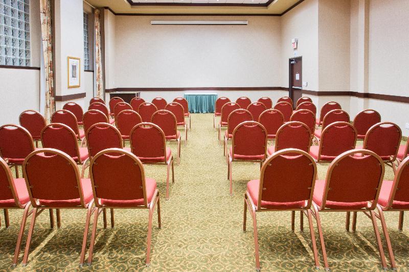 Holiday Inn Express Hotel & Suites Portland - Nort image