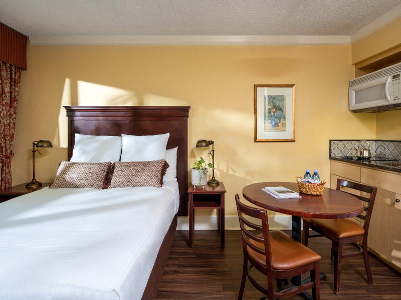 Park Lane Suites & Inn image