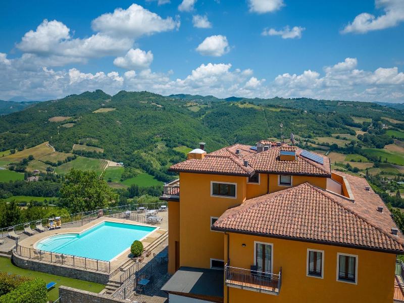 Hotel Fortebraccio image