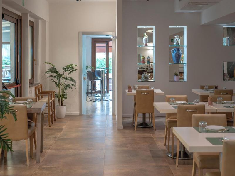 Hotel Fortebraccio image