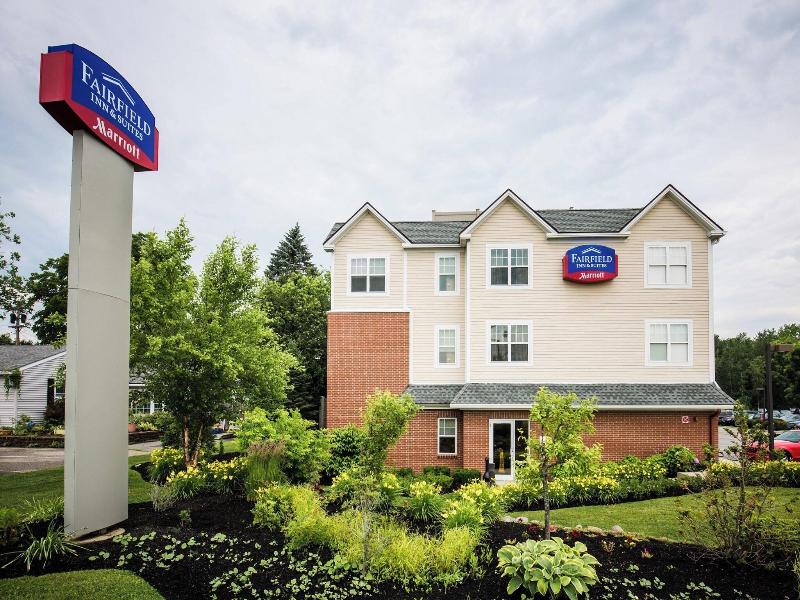Fairfield Inn Suites Portsmouth Exeter image