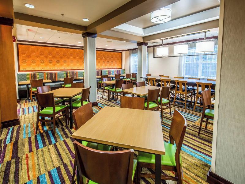 Fairfield Inn Suites Portsmouth Exeter image