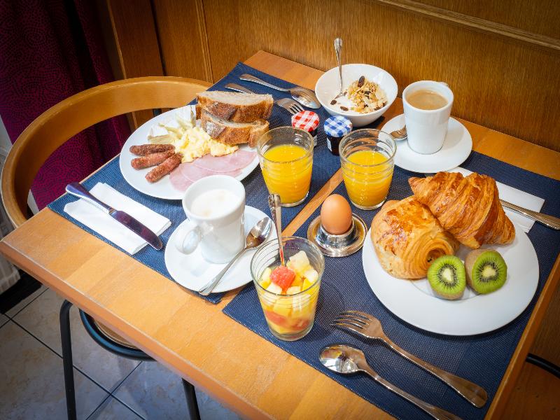 Hotel Cosmotel Marais Republique Paris 3