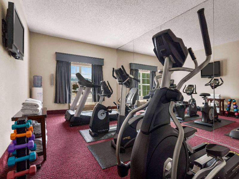 Ramada By Wyndham Pigeon Forge North image