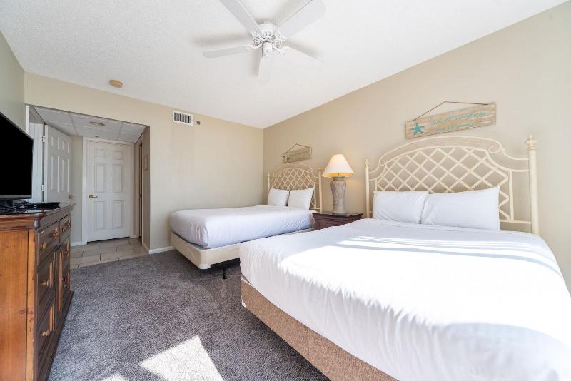 Long Beach Resort — photo 392