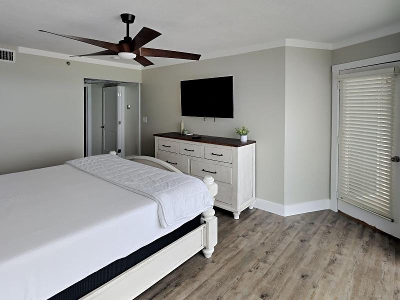 Long Beach Resort image