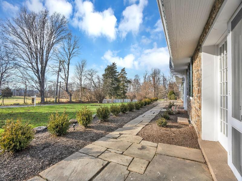 Chimney Hill Farm Estate image