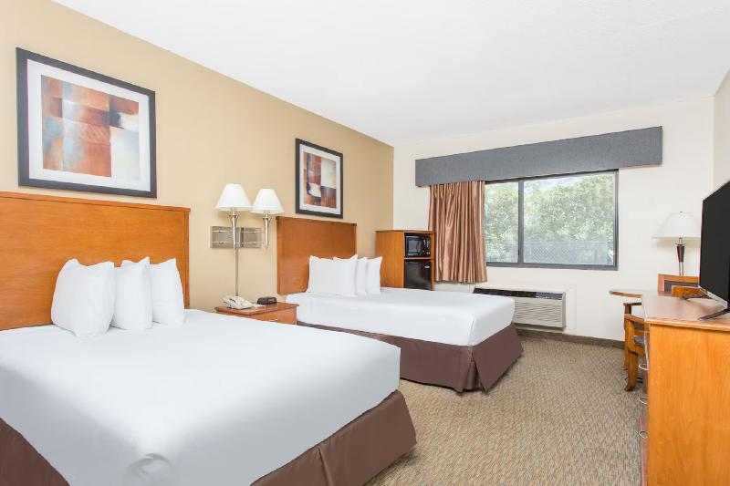 Days Inn by Wyndham Phenix City Near Fort Moore image