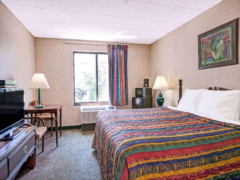 Days Inn By Wyndham Parsippany image