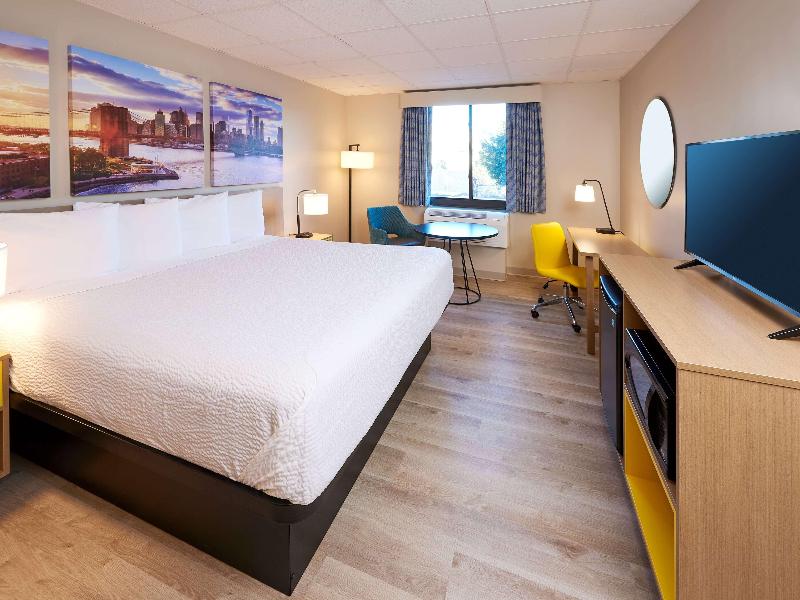 Days Inn By Wyndham Parsippany image