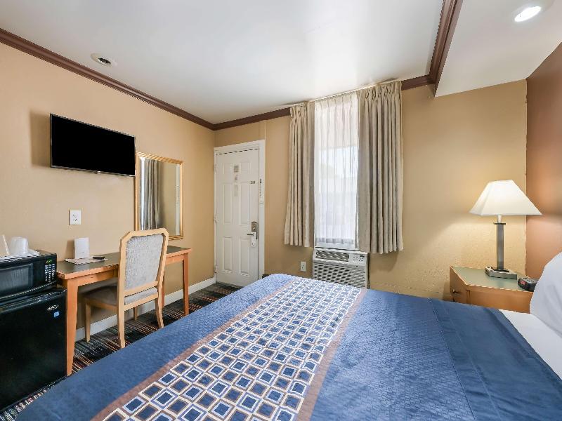 Knights Inn Philadelphia Area/Trevose image