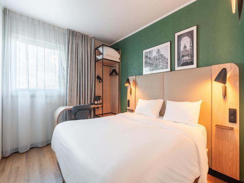 Campanile Paris Ouest - Gennevilliers Barbanniers image
