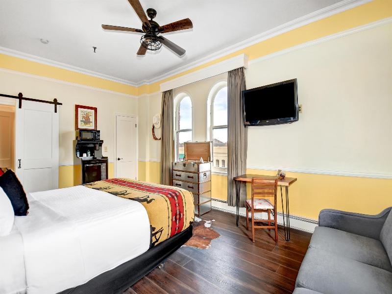 Hotel St Michael BW Premier Collection image