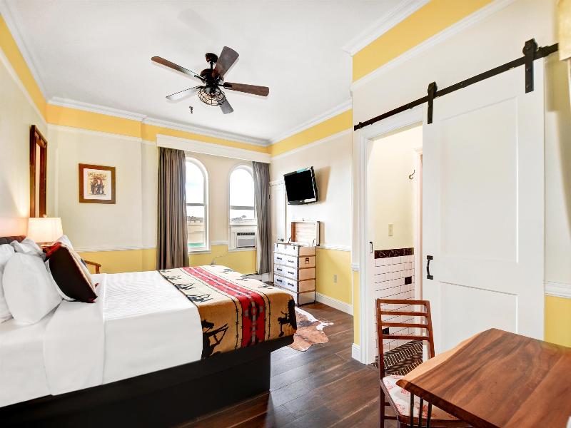 Hotel St Michael BW Premier Collection image