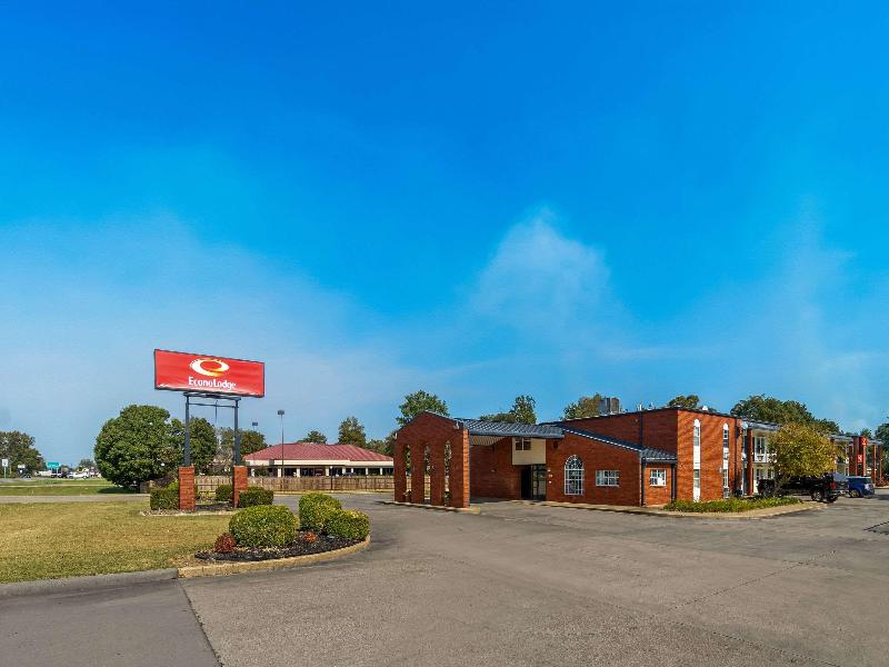 Econo Lodge Kennett image