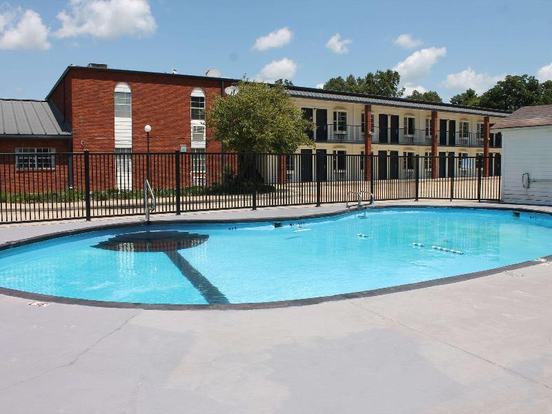 Econo Lodge Kennett image