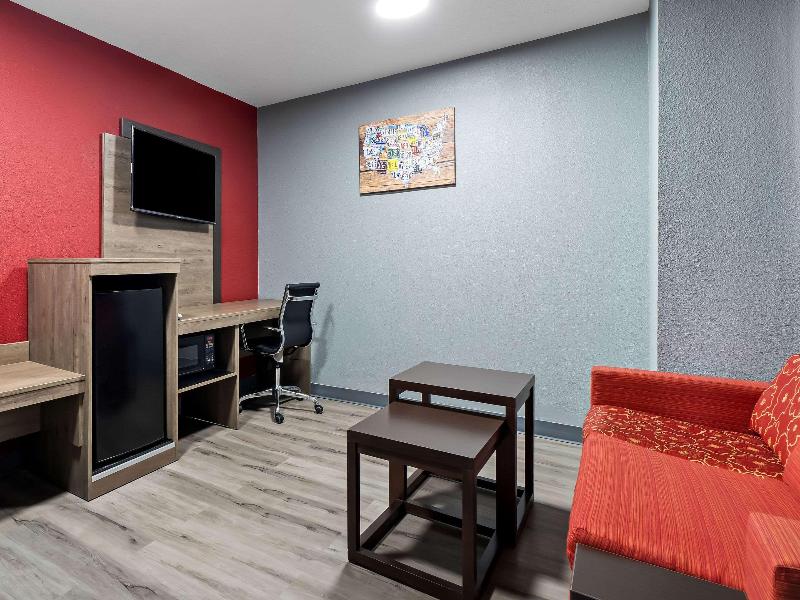 Econo Lodge Kennett image