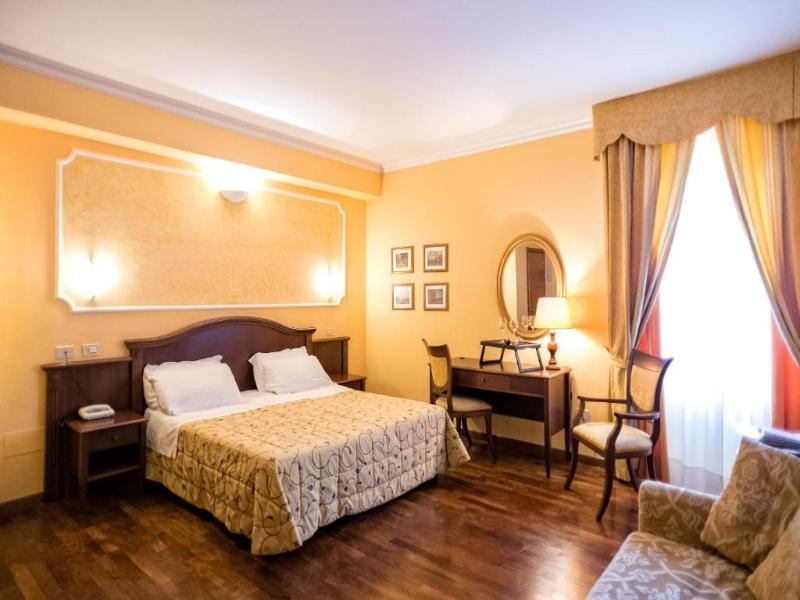 Grand Hotel Italia image