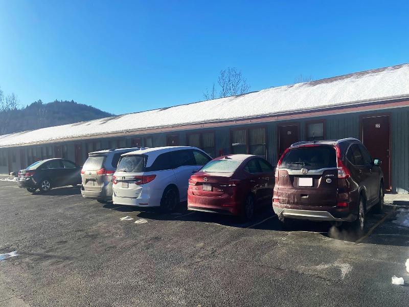 Pleasant Valley Motel West Stockbridge image