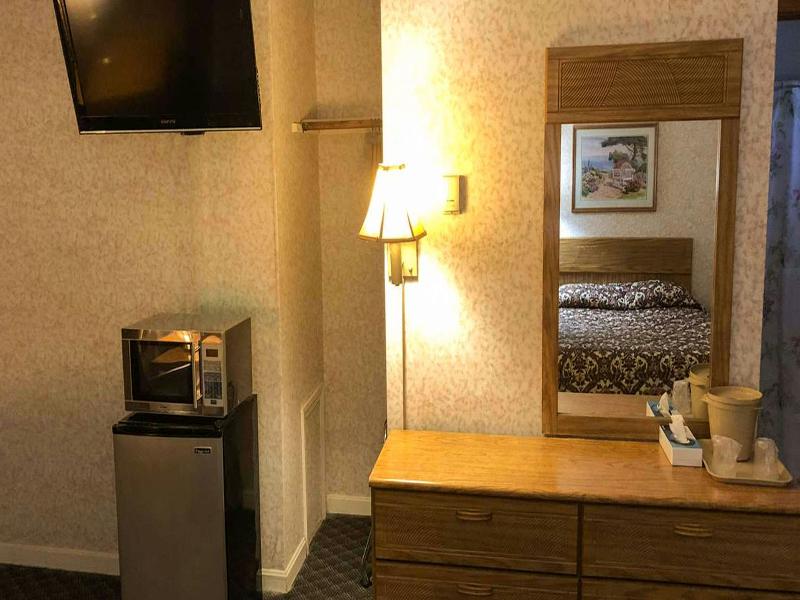 Pleasant Valley Motel West Stockbridge image