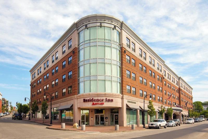 Residence Inn By Marriott Portland Downtown Waterf image