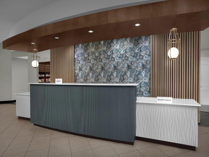 Residence Inn By Marriott Portland Downtown Waterf image