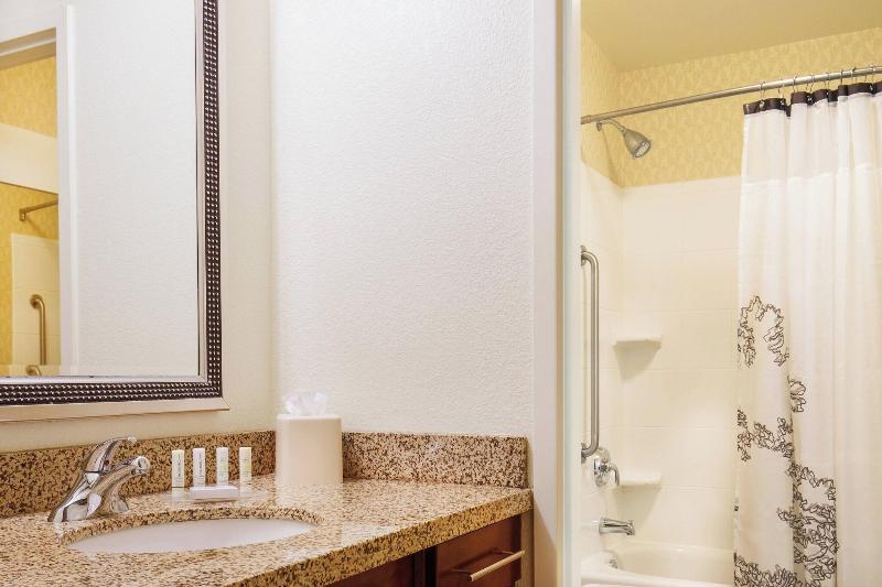 Residence Inn By Marriott Portland Downtown Waterf image