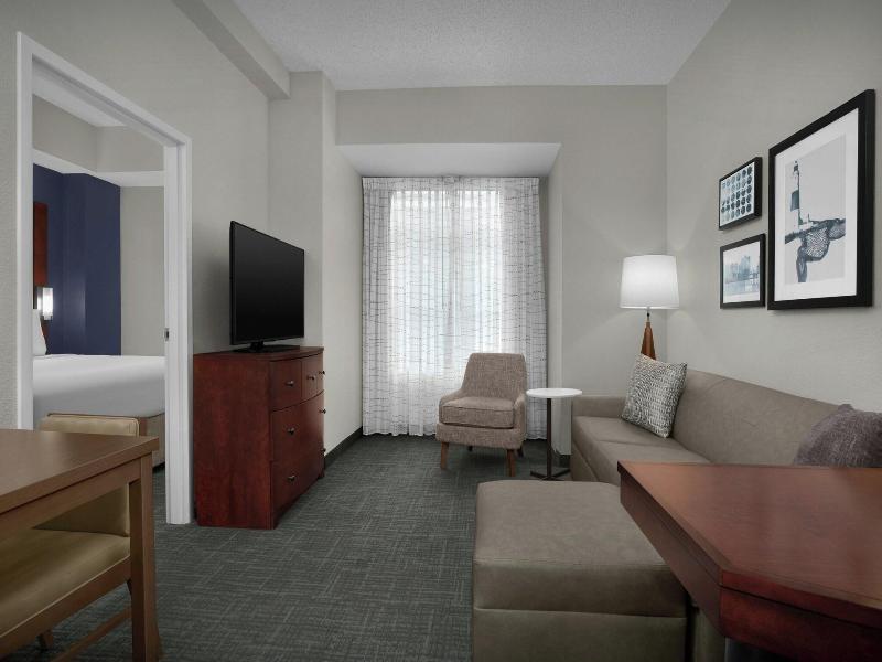 Residence Inn By Marriott Portland Downtown Waterf image
