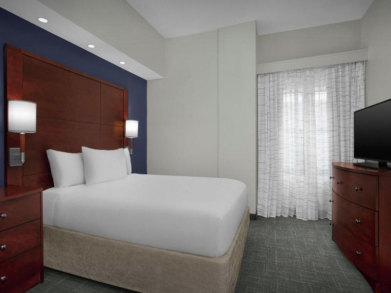 Residence Inn By Marriott Portland Downtown Waterf image