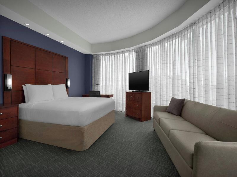 Residence Inn By Marriott Portland Downtown Waterf image
