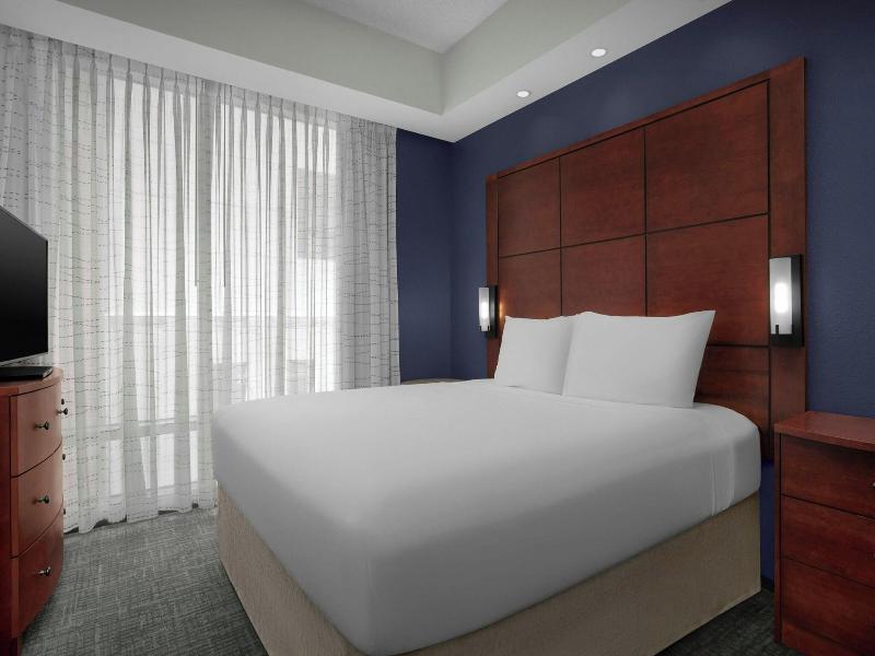 Residence Inn By Marriott Portland Downtown Waterf image