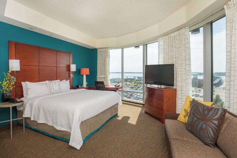Residence Inn By Marriott Portland Downtown Waterf image