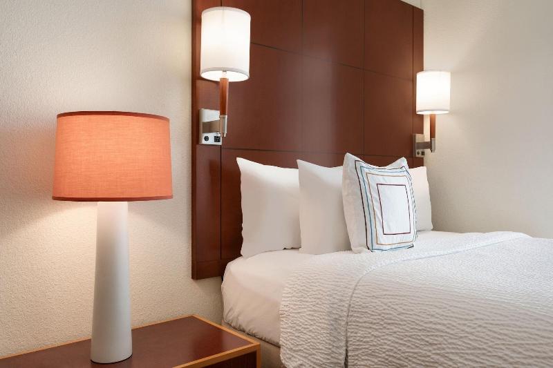 Residence Inn By Marriott Portland Downtown Waterf image