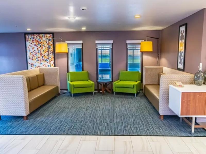 Holiday Inn Express Pendleton photo 9