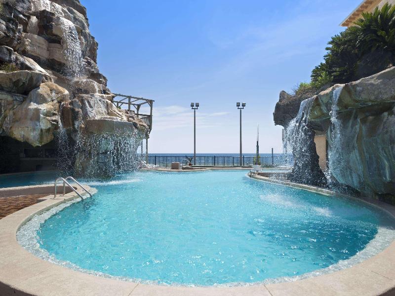 Days Inn By Wyndham Panama City Beach/Ocean Front