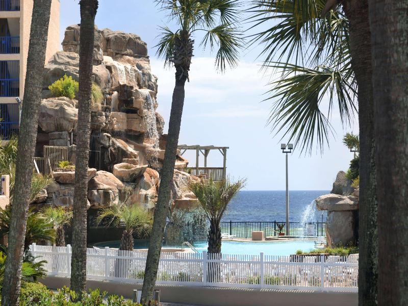 Days Inn By Wyndham Panama City Beach/Ocean Front image