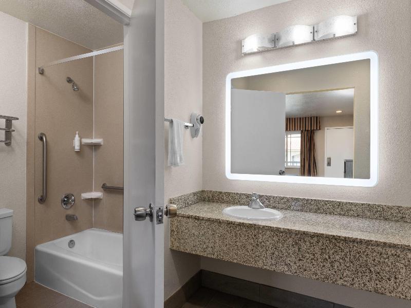Travelodge by Wyndham Banning Casino & Outlet Mall image
