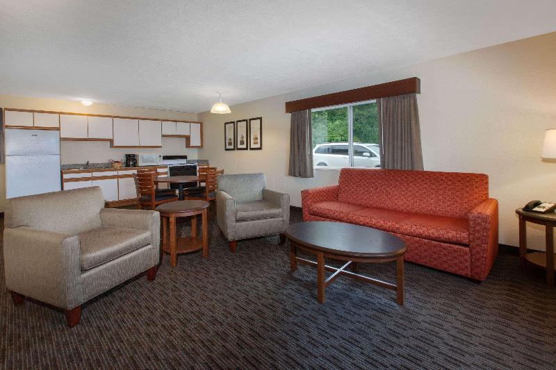 AmericInn by Wyndham Petoskey image