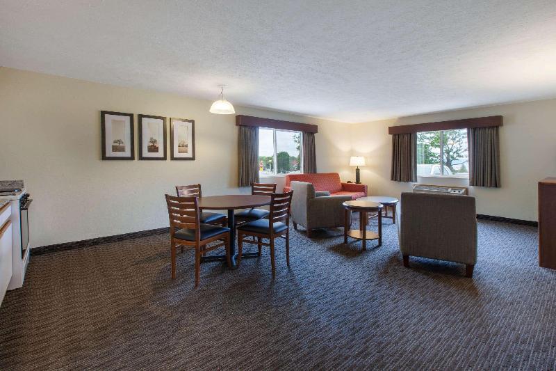 AmericInn by Wyndham Petoskey image