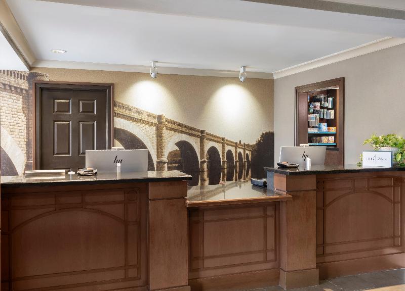 Staybridge Suites Indianapolis-Airport