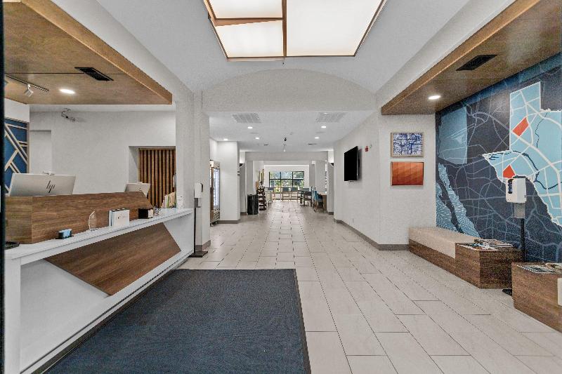 Holiday Inn Express Crockett image