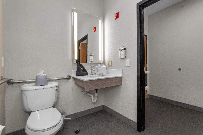 Holiday Inn Express Crockett image