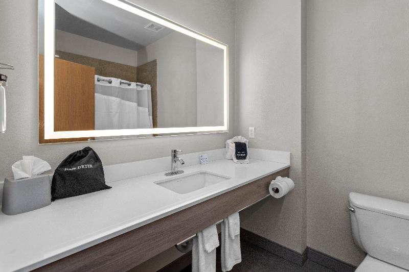 Holiday Inn Express Crockett image